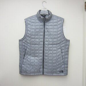 The North Face Thermoball ECO NF0A3LHD Trekker Vest for Men, Size XL - Gray